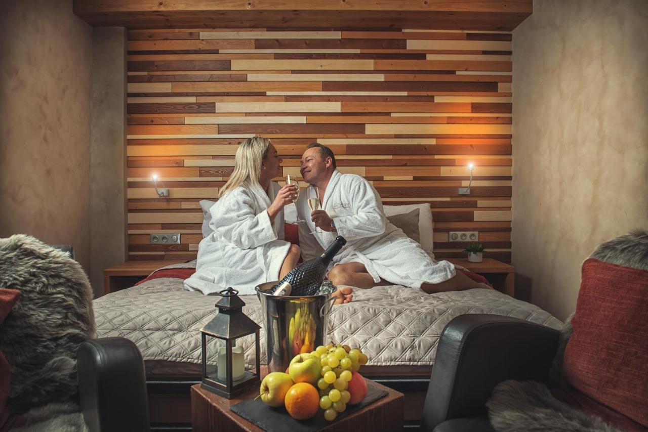 Noc Na Chopku, Rotunda Hotel Demanovska Dolina Ngoại thất bức ảnh