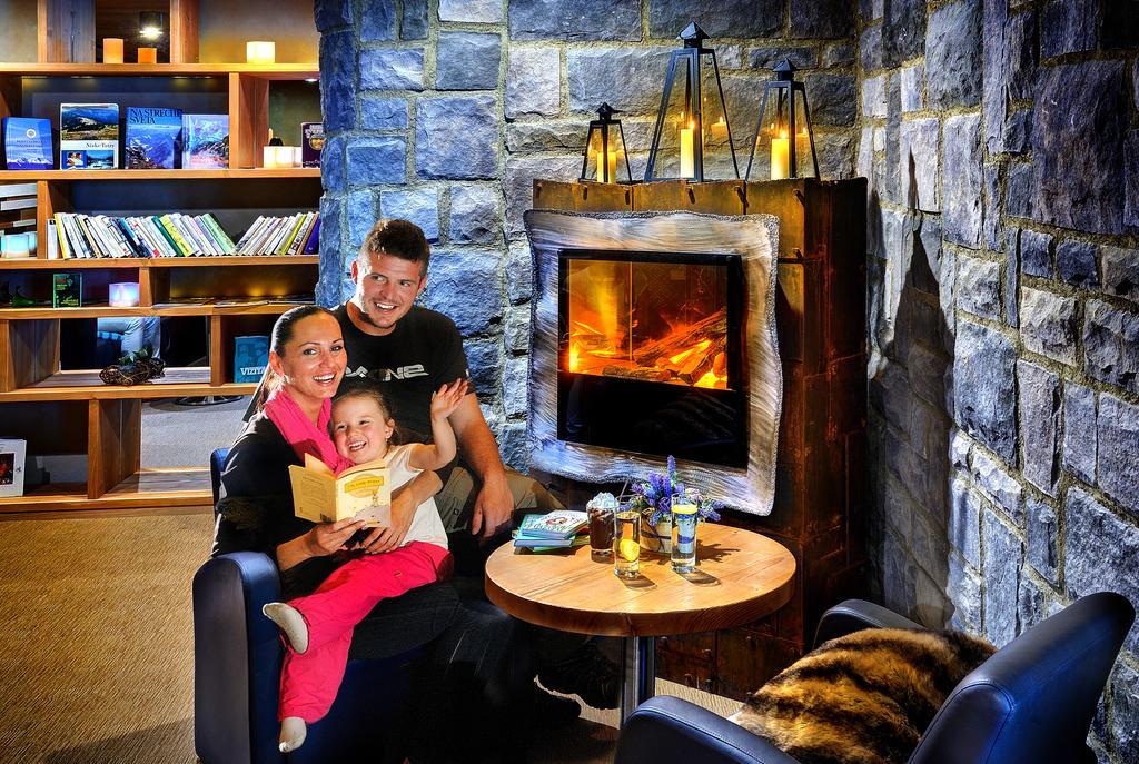 Noc Na Chopku, Rotunda Hotel Demanovska Dolina Ngoại thất bức ảnh